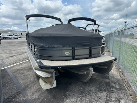2023 Coach Pontoon Boats - Image 8