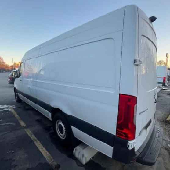 2022 Mercedes Sprinter Van - Image 3