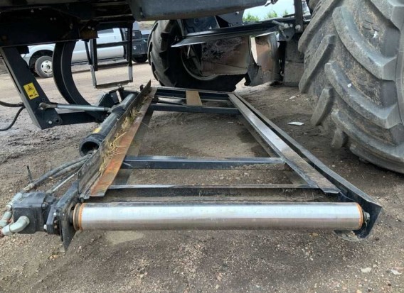 2023 MacDon M1240 Self-Propelled Windrower - Image 2