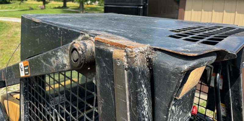 1999 New Holland LX565 Skid Steer - Image 12