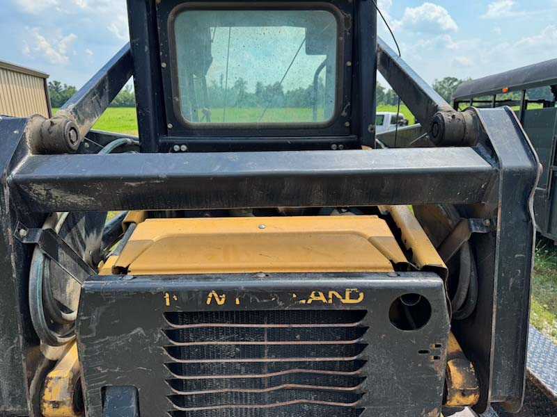1999 New Holland LX565 Skid Steer - Image 7