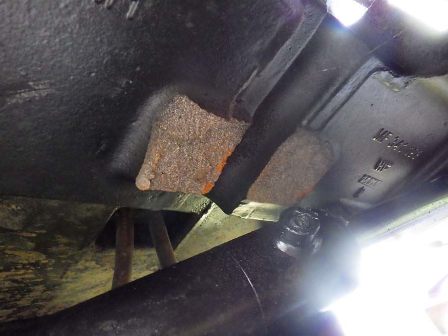 2006 Massey Ferguson 583 Tractor - Image 11