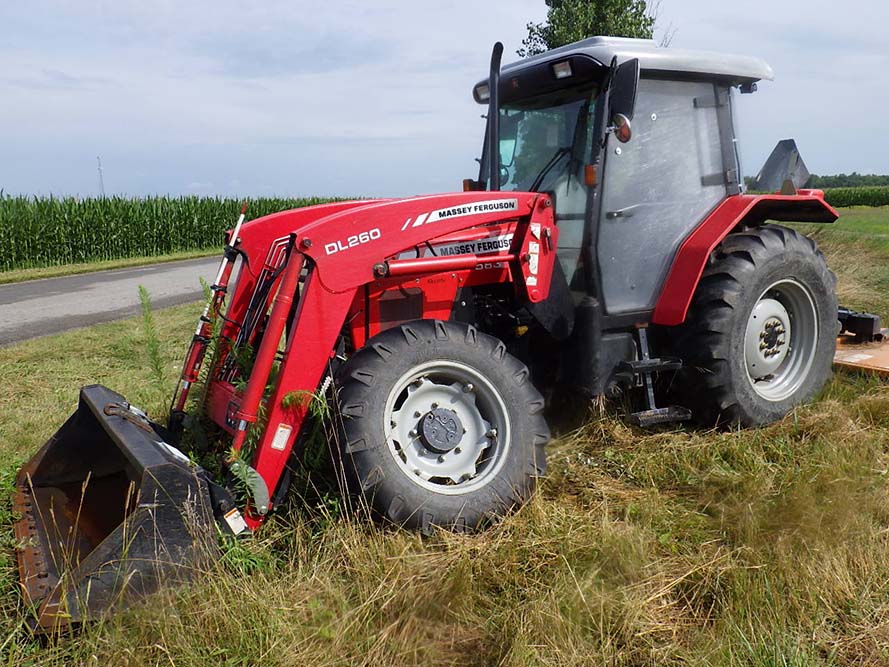 2006 Massey Ferguson 583 Tractor - Image 2