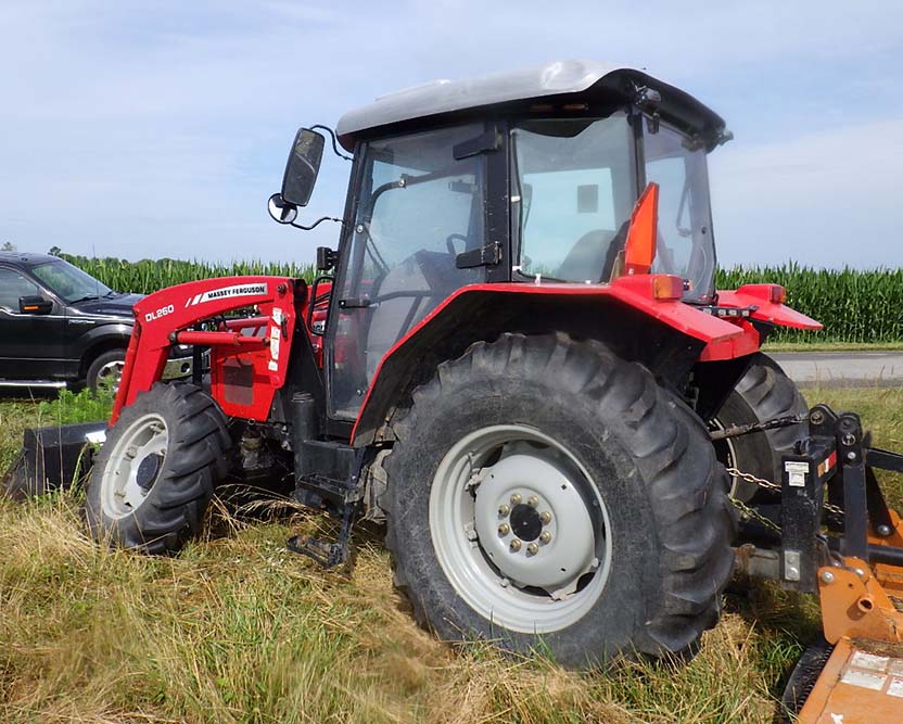 2006 Massey Ferguson 583 Tractor - Image 3