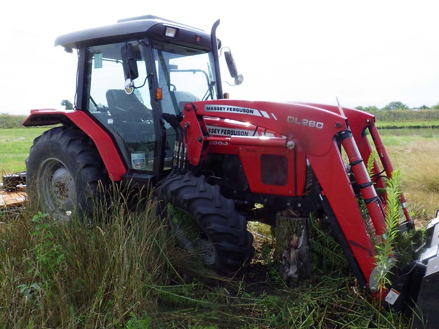 2006 Massey Ferguson 583 Tractor - Image 6