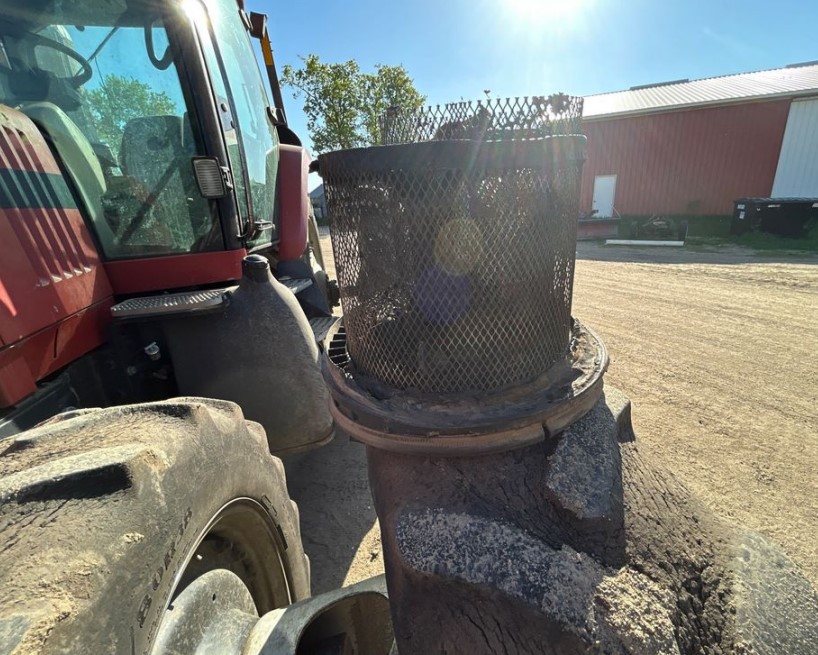 2001 Case IH MX240 Tractor - Image 11