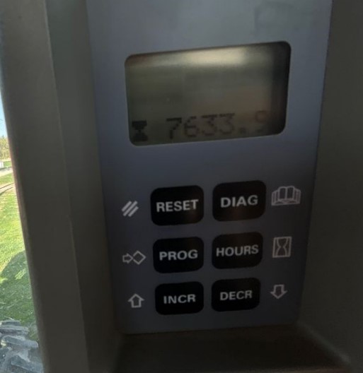 2001 Case IH MX240 Tractor - Image 17