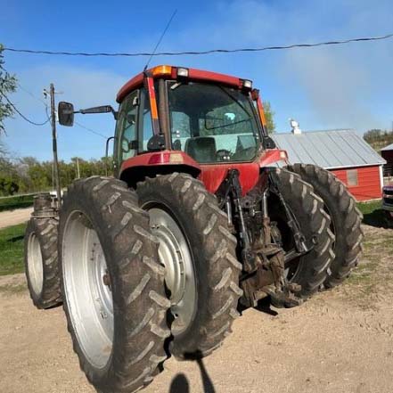 2001 Case IH MX240 Tractor - Image 4