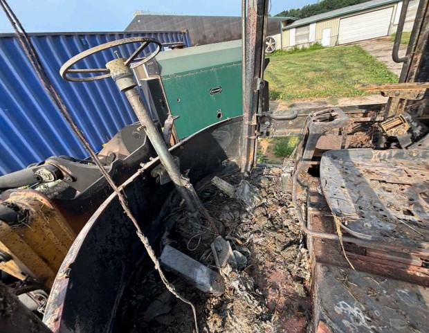 2014 John Deere 244J Wheel Loader - Image 25