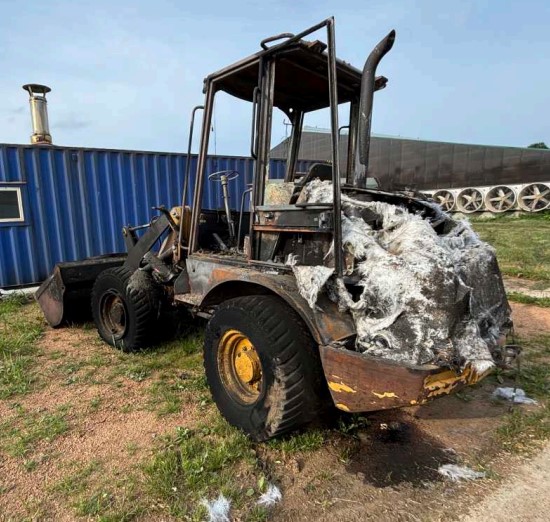 2014 John Deere 244J Wheel Loader - Image 3