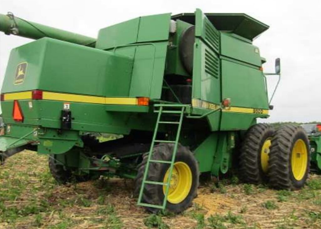 [Auction]: 1996 John Deere 9500 Combine | Engine Hours: est. 3000 ...