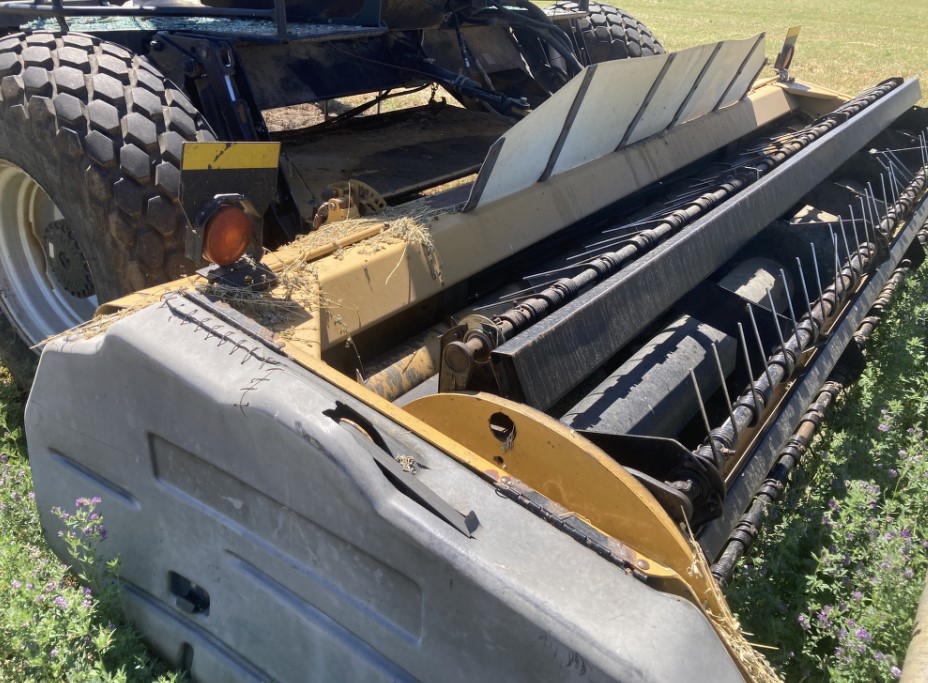 2005 Challenger SP115B Swather - Image 5