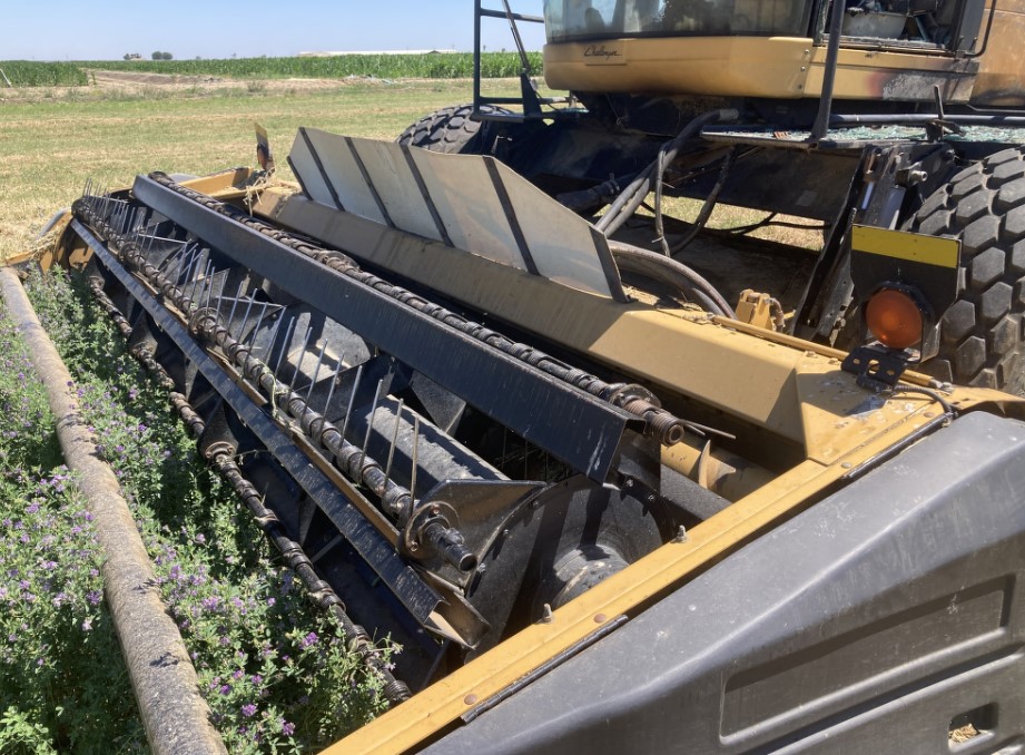 2005 Challenger SP115B Swather - Image 6