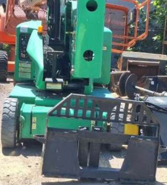 2012 JLG E400 AJPN Articulating Boom Lift - Image 10