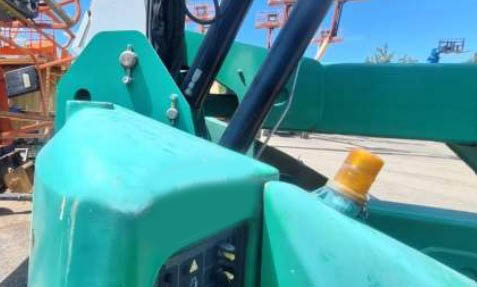 2012 JLG E400 AJPN Articulating Boom Lift - Image 12