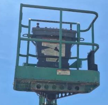 2012 JLG E400 AJPN Articulating Boom Lift - Image 9