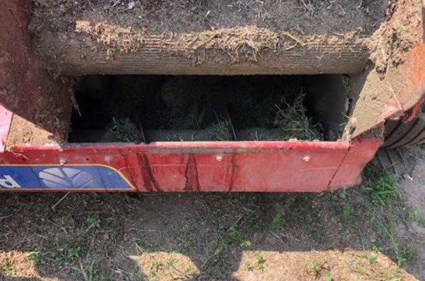 2013 New Holland FP240 Forage Harvester - Image 10