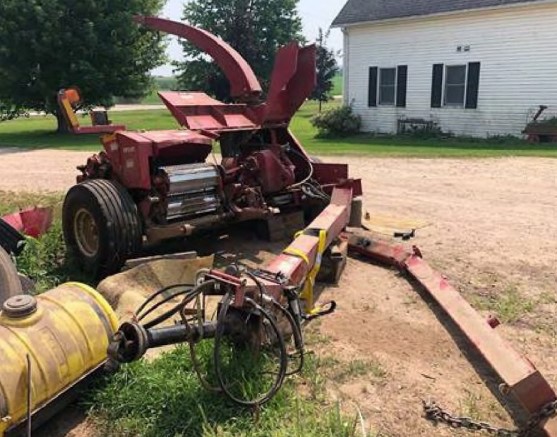 2013 New Holland FP240 Forage Harvester - Image 4