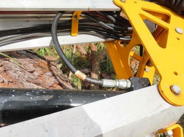 2022 Haulotte 5533A Towable Manlift 50’-55’ - Image 11