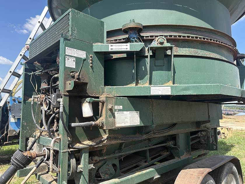 2010 Duratech H1100 Haybuster Hay Grinder - Image 2