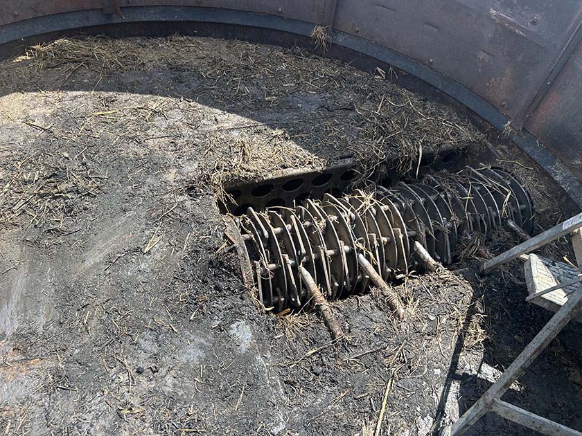 2010 Duratech H1100 Haybuster Hay Grinder - Image 5