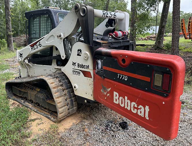 2022 Bobcat T770 Compact Track Loader - Image 4