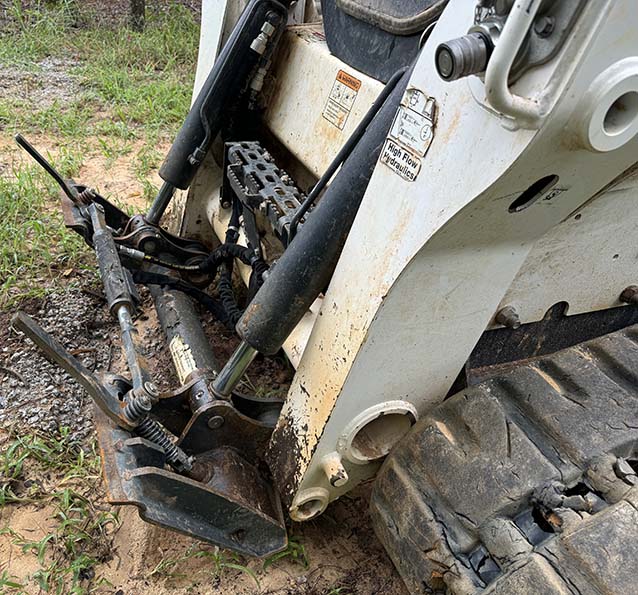2022 Bobcat T770 Compact Track Loader - Image 6