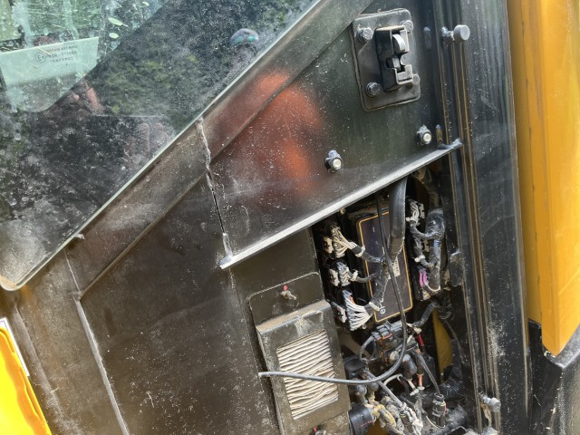 2025 Sany SY80U Excavator - Image 13