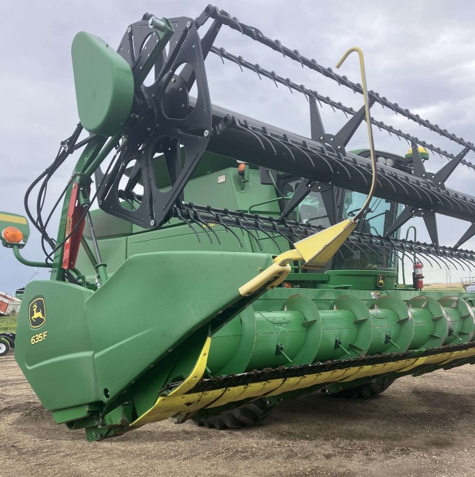 2019 John Deere 635F Header