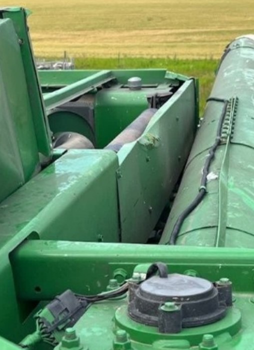 1992 John Deere 9600 Combine - Image 6