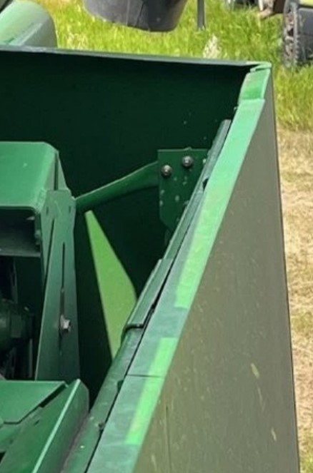 1992 John Deere 9600 Combine - Image 8