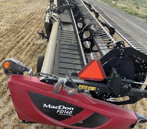 2018 MacDon FD140 Flexdraper Header - Image 12