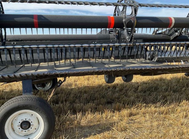 2018 MacDon FD140 Flexdraper Header - Image 5