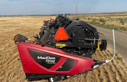 2018 MacDon FD140 Flexdraper Header - Image 6