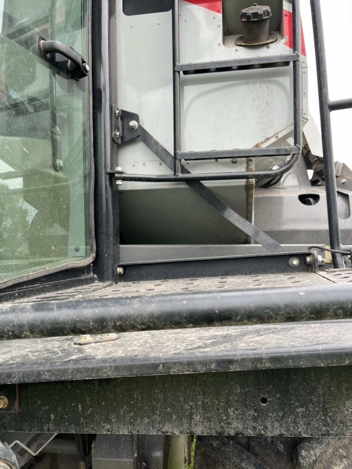 2014 Gleaner S78 Combine - Image 26