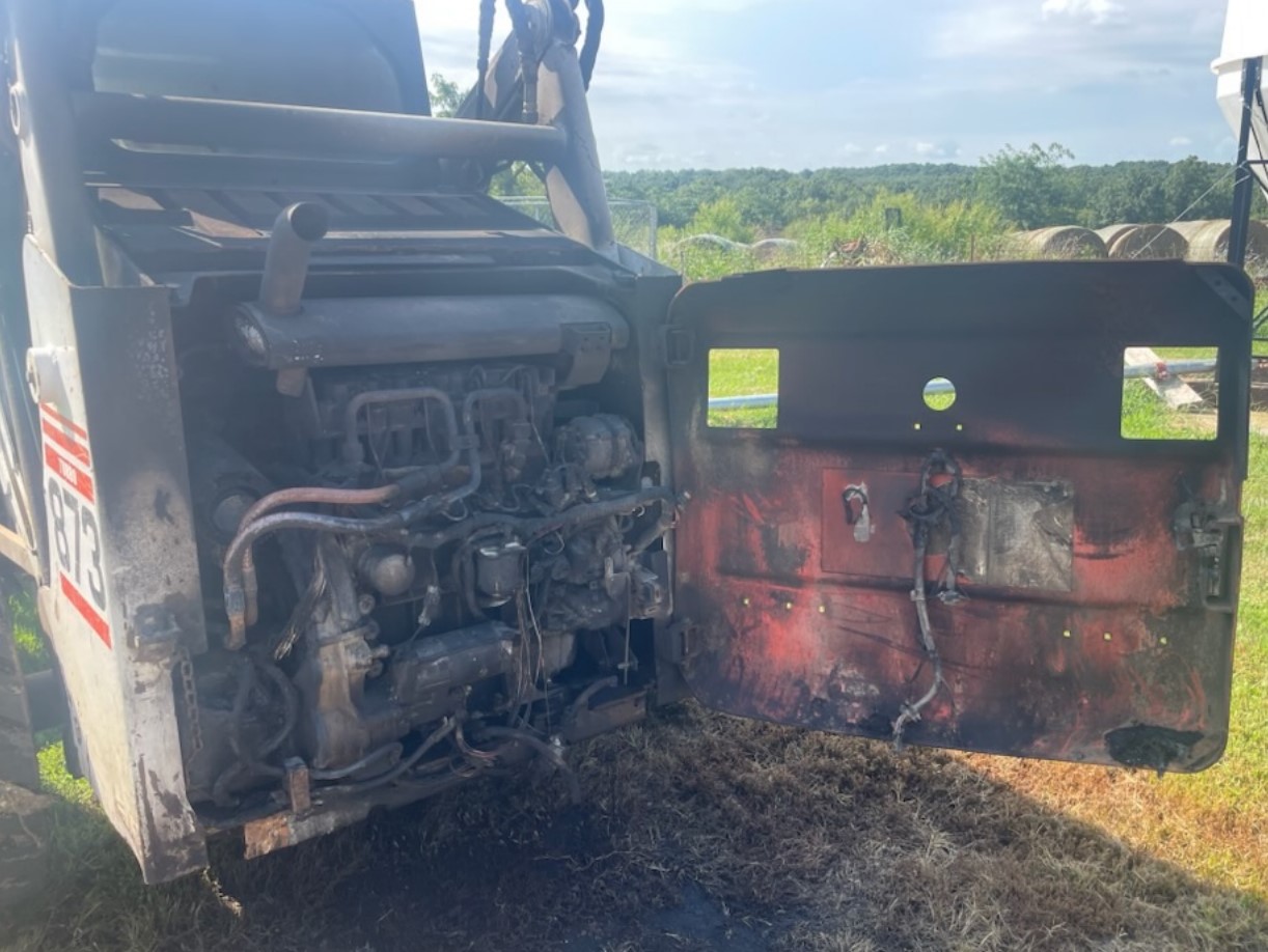 2002 Bobcat 873 Skid Steer - Image 6