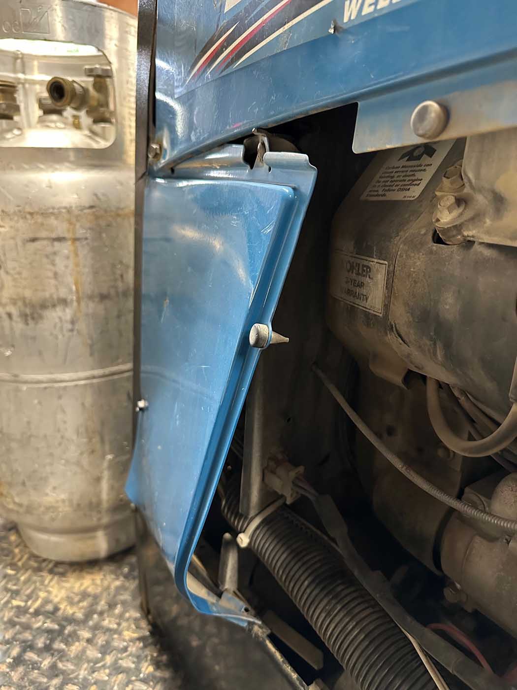 2019 Miller Electric Bobcat 250 LP Welder/Generator - Image 5