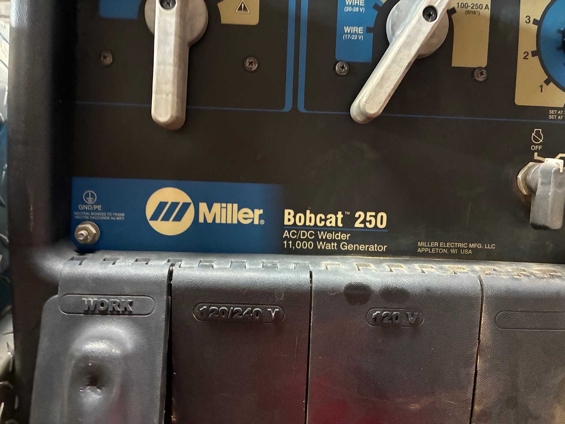 2019 Miller Electric Bobcat 250 LP Welder/Generator - Image 9