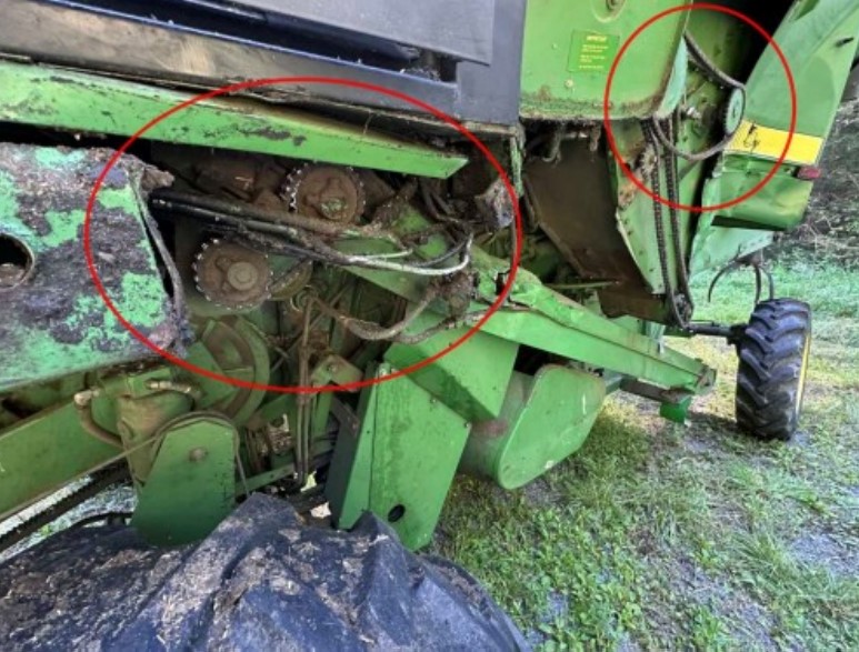 1981 John Deere 6620 Side Hill Combine - Image 18