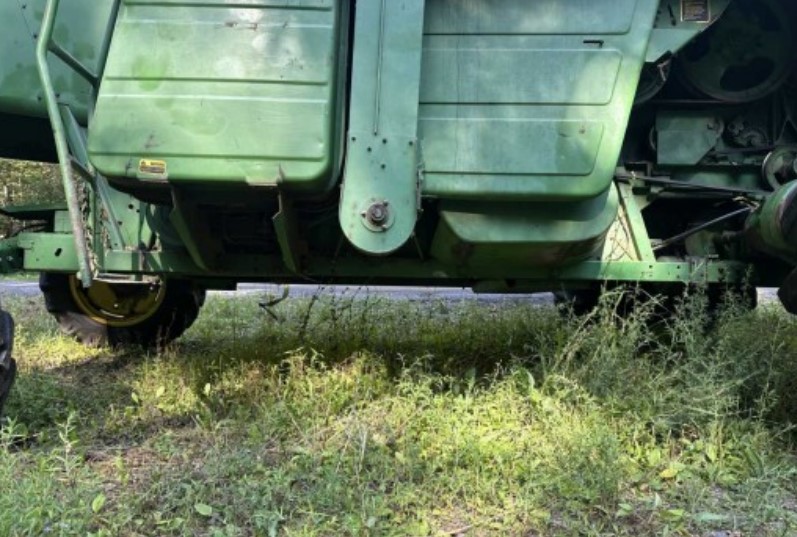 1981 John Deere 6620 Side Hill Combine - Image 27