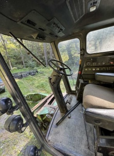 1981 John Deere 6620 Side Hill Combine - Image 31