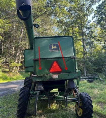 1981 John Deere 6620 Side Hill Combine - Image 7