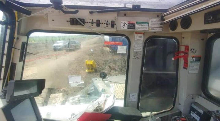 2020 Link Belt TCC-2500 Crawler Crane - Image 9