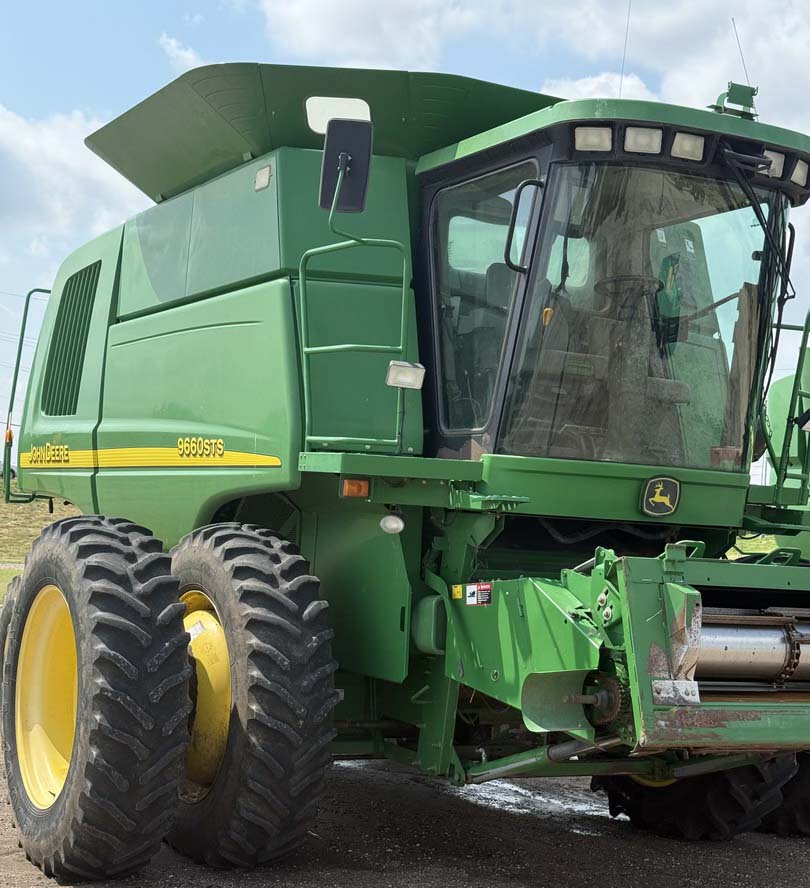 2006 John Deere 9660 STS Combine - Image 14