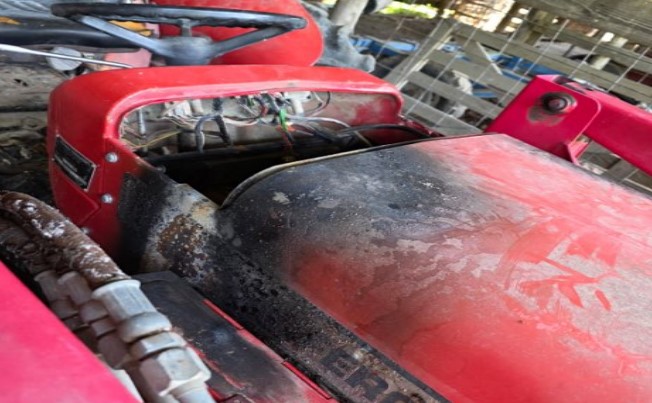 2000 Massey Ferguson 243 Tractor - Image 10