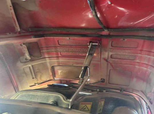 2012 Massey Ferguson 1635 Tractor - Image 4