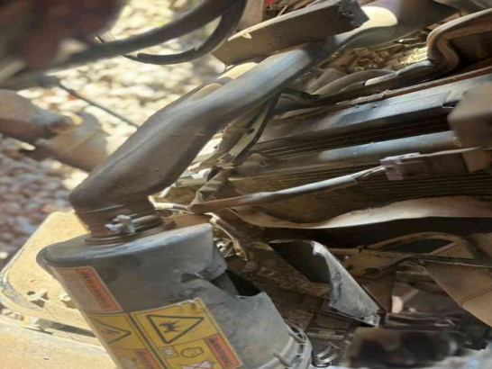 2012 Massey Ferguson 1635 Tractor - Image 5