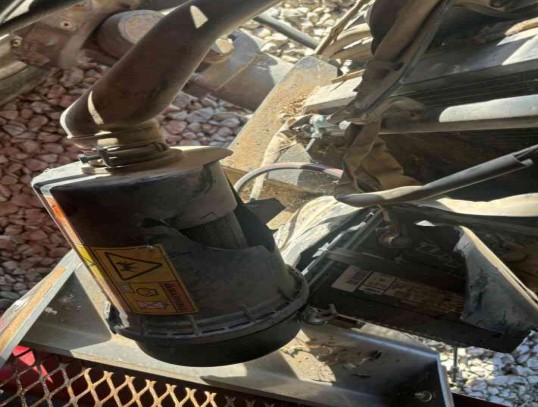 2012 Massey Ferguson 1635 Tractor - Image 6