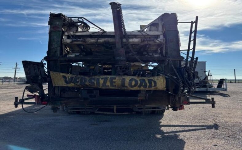 [Auction]: 1982 Hopper Workover Rig | VIN: GXXTA1049 | damaged | CAG