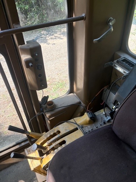 1991 Caterpillar 140G Motor Grader - Image 10